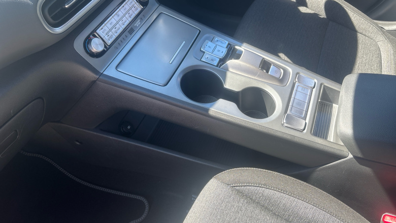 Hyundai KONA 100kW SE Connect 39kWh 5dr Auto Electric Hatchback